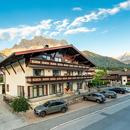 Rustika - Appartements & Spa Ehrwald Eksteriør billede