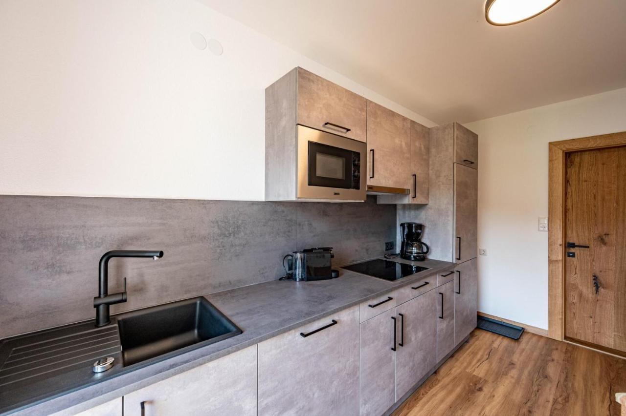 Rustika - Appartements & Spa Ehrwald Eksteriør billede