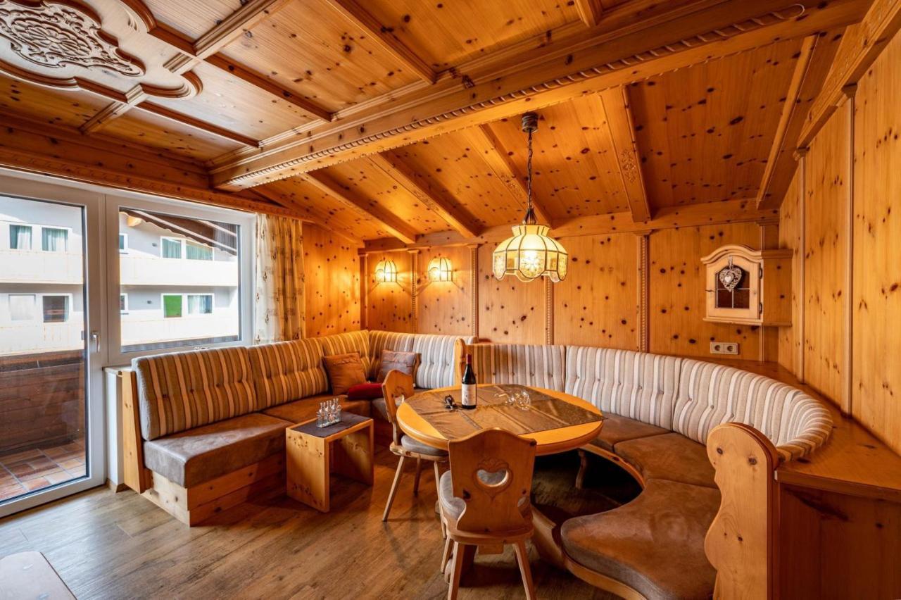 Rustika - Appartements & Spa Ehrwald Eksteriør billede