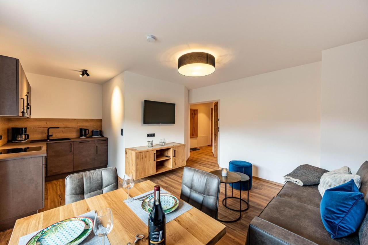 Rustika - Appartements & Spa Ehrwald Eksteriør billede