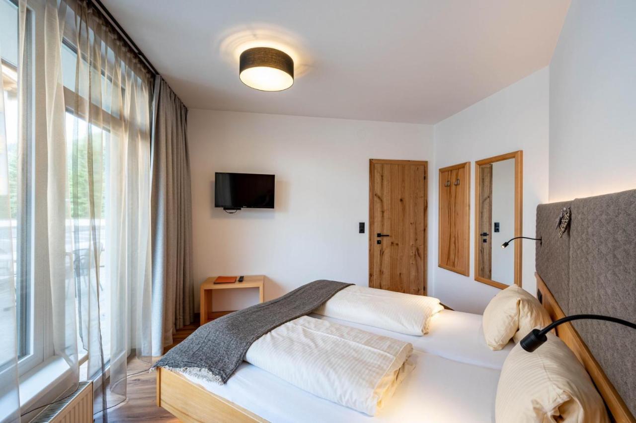 Rustika - Appartements & Spa Ehrwald Eksteriør billede