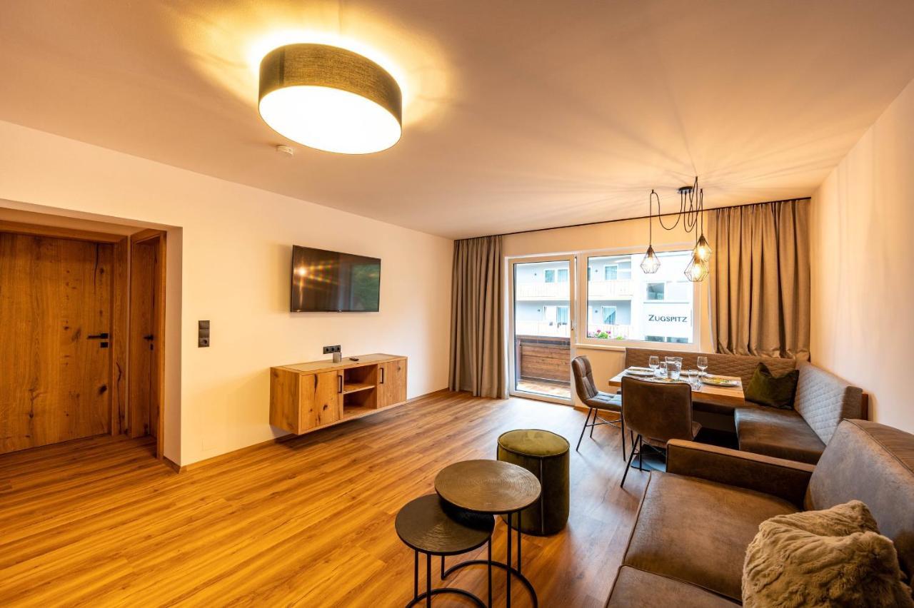 Rustika - Appartements & Spa Ehrwald Eksteriør billede