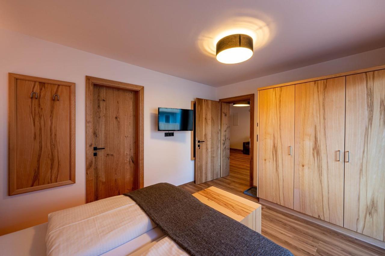 Rustika - Appartements & Spa Ehrwald Eksteriør billede