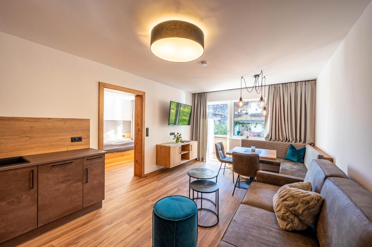 Rustika - Appartements & Spa Ehrwald Eksteriør billede