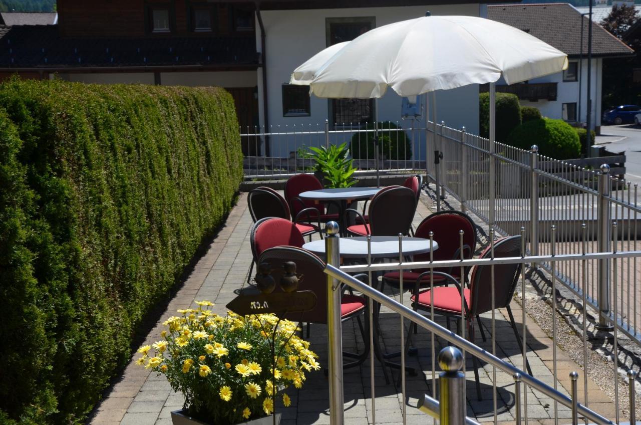 Rustika - Appartements & Spa Ehrwald Eksteriør billede