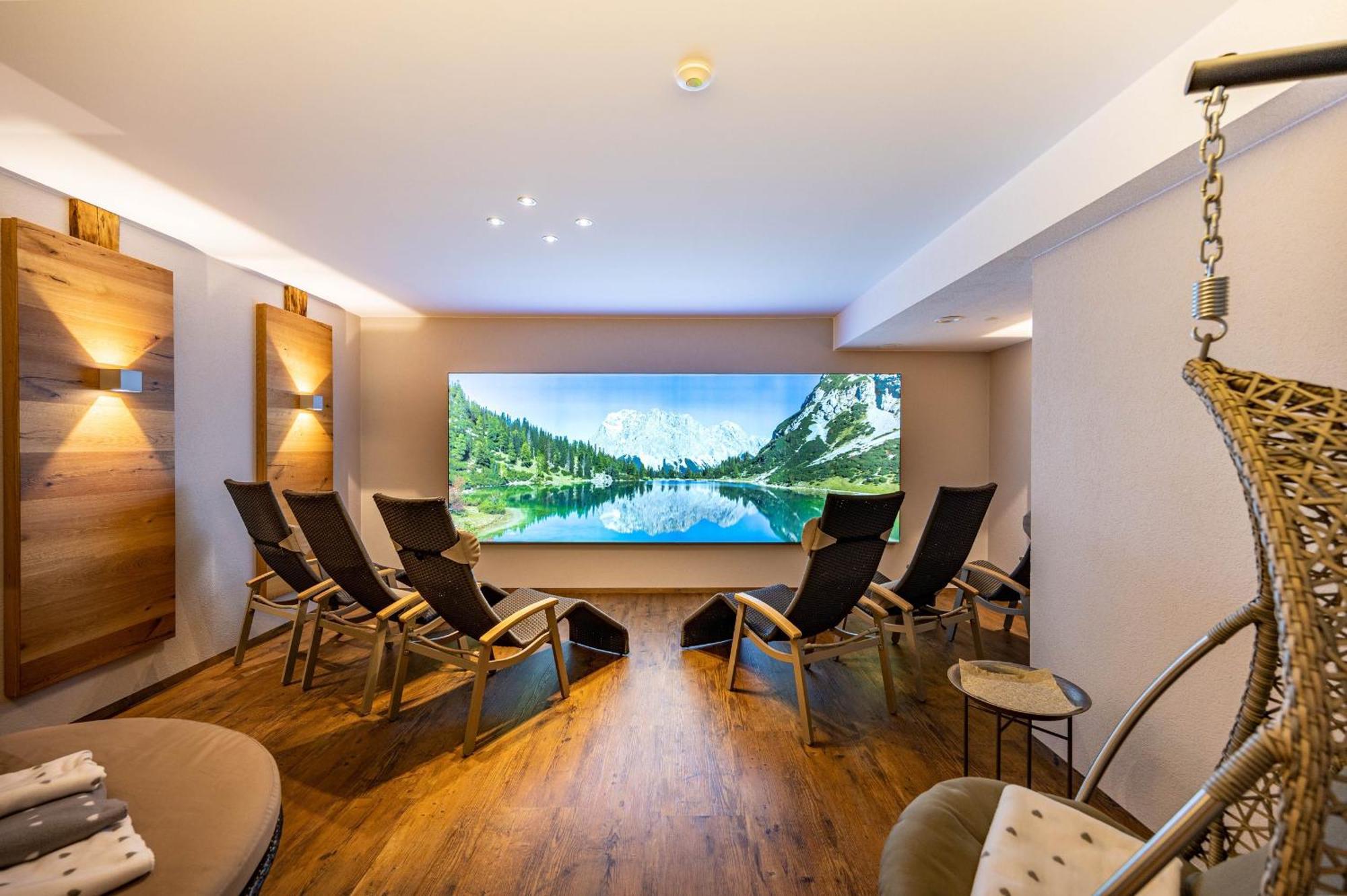 Rustika - Appartements & Spa Ehrwald Eksteriør billede