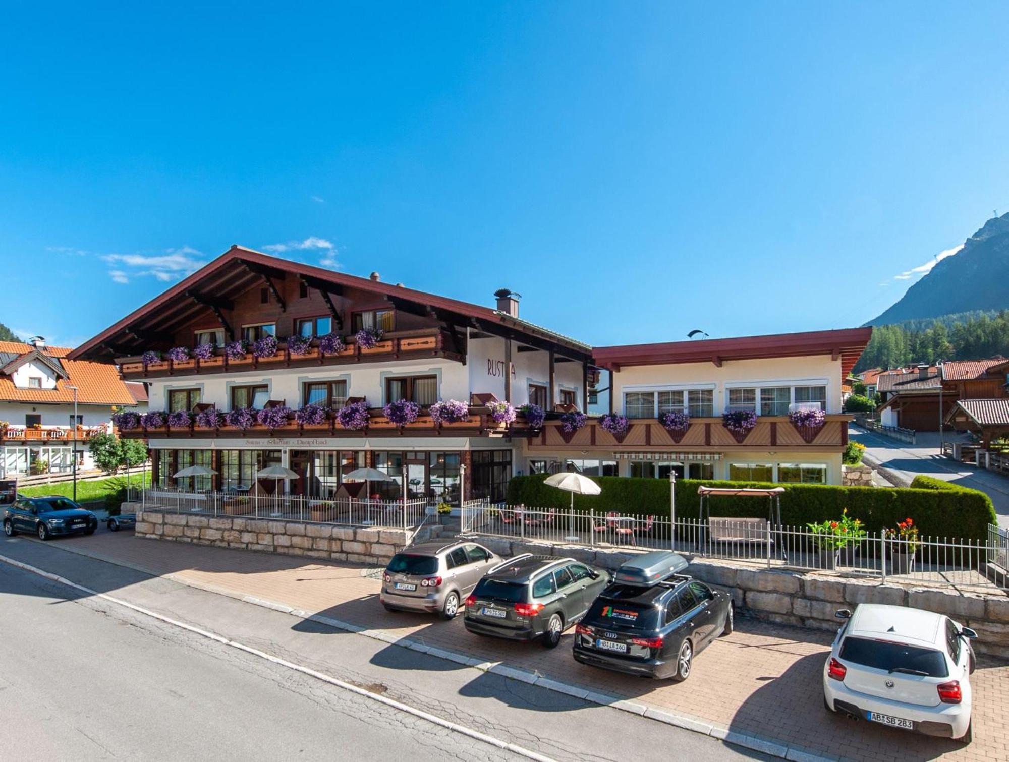 Rustika - Appartements & Spa Ehrwald Eksteriør billede